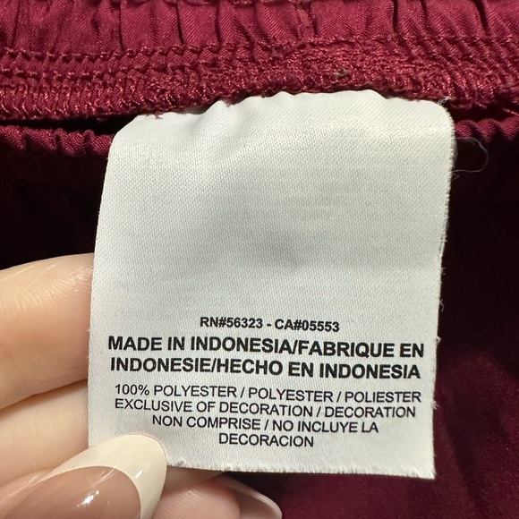 Nike Men Boys Small Maroon Dri-Fit Athletic Workout Gym Shorts - Picture 3 of 6